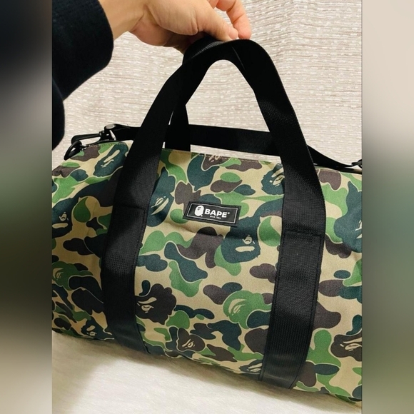 2022 Spring Exclusive Release BAPE large Duffle Bag Very High Quality - Picture 2 of 8